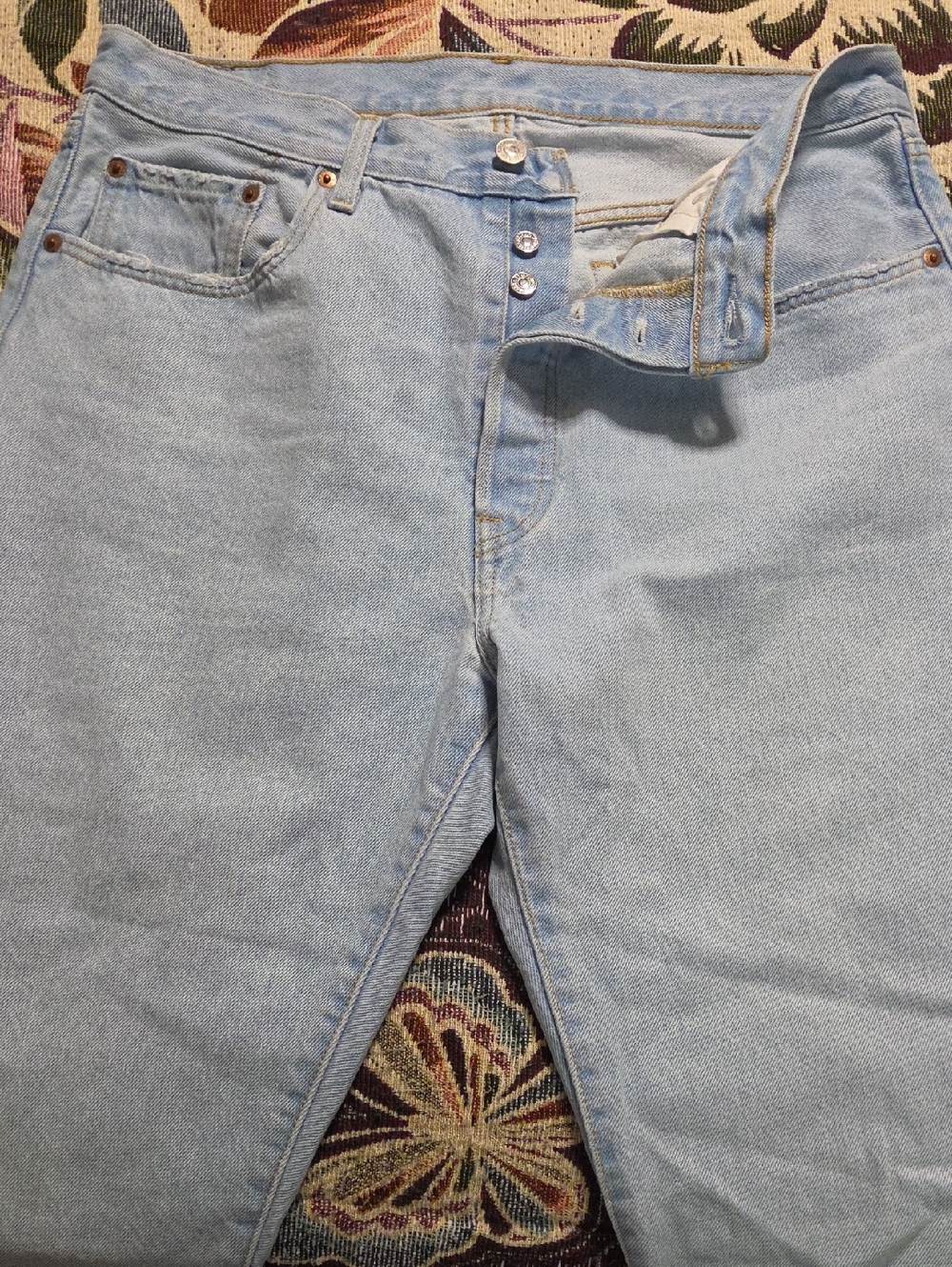 Classic Levi's 501 Light Blue Jeans 32x32